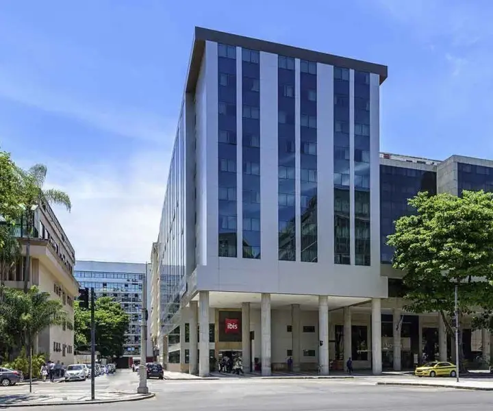 Ibis Santos Dumont — Centro