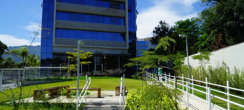 Target Offices e Mall — Freguesia (Jacarepaguá)